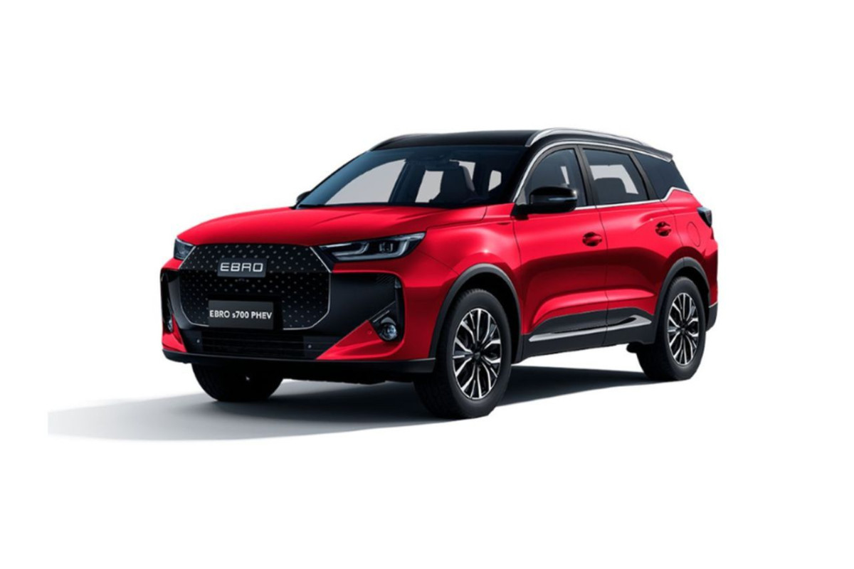 EBRO S700 PHEV