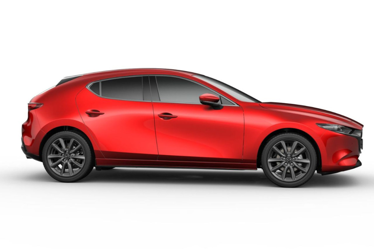 MAZDA 3