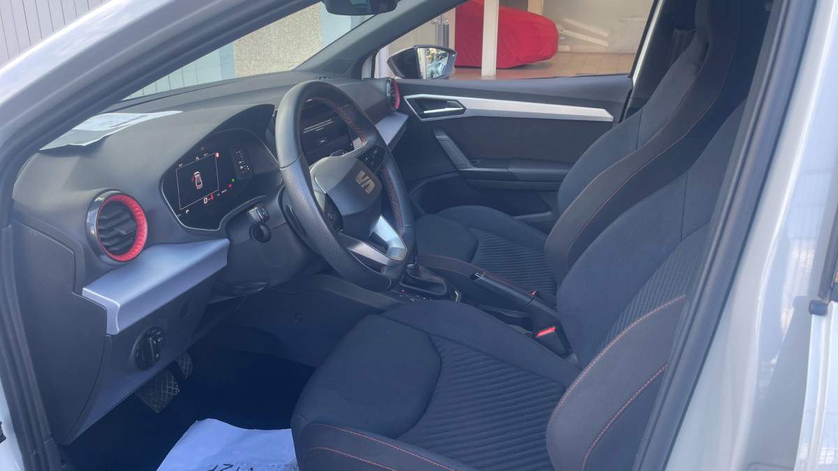 SEAT IBIZA