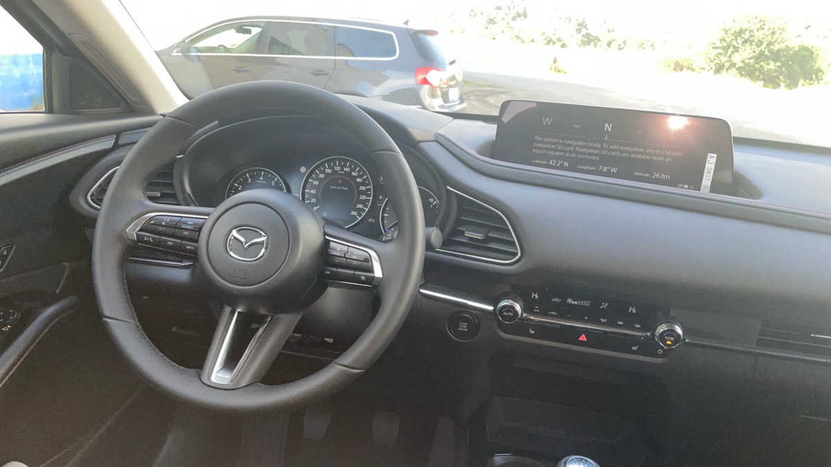 MAZDA CX-30