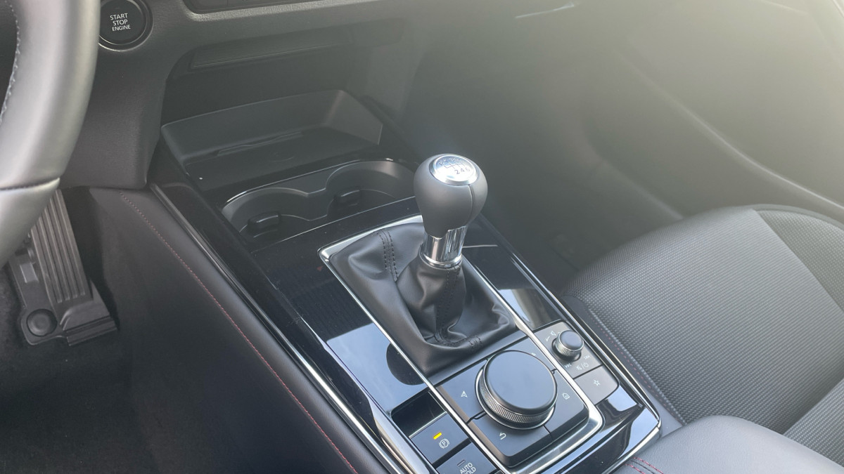 MAZDA CX-30