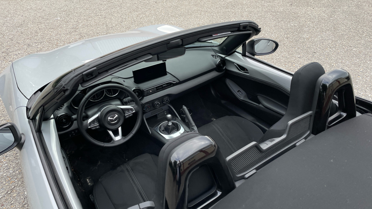 MAZDA MX5