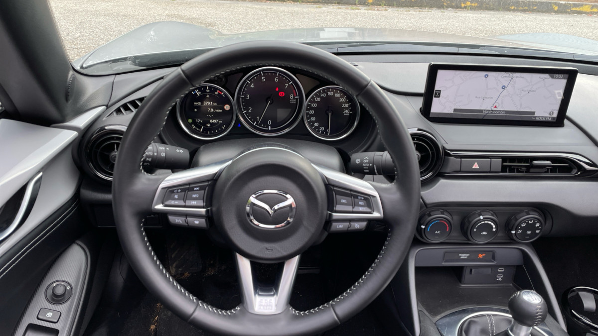MAZDA MX5