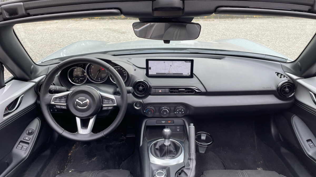 MAZDA MX5