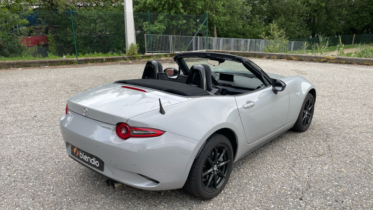 MAZDA MX5