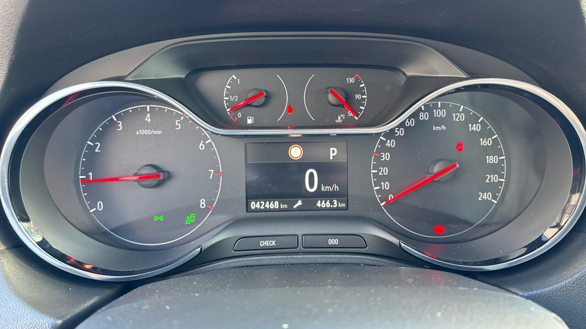 OPEL GRANDLAND X