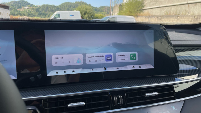 EBRO S700 PHEV