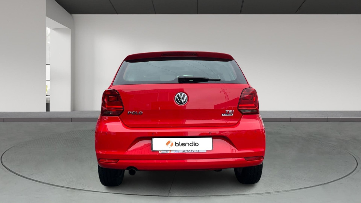 VOLKSWAGEN POLO