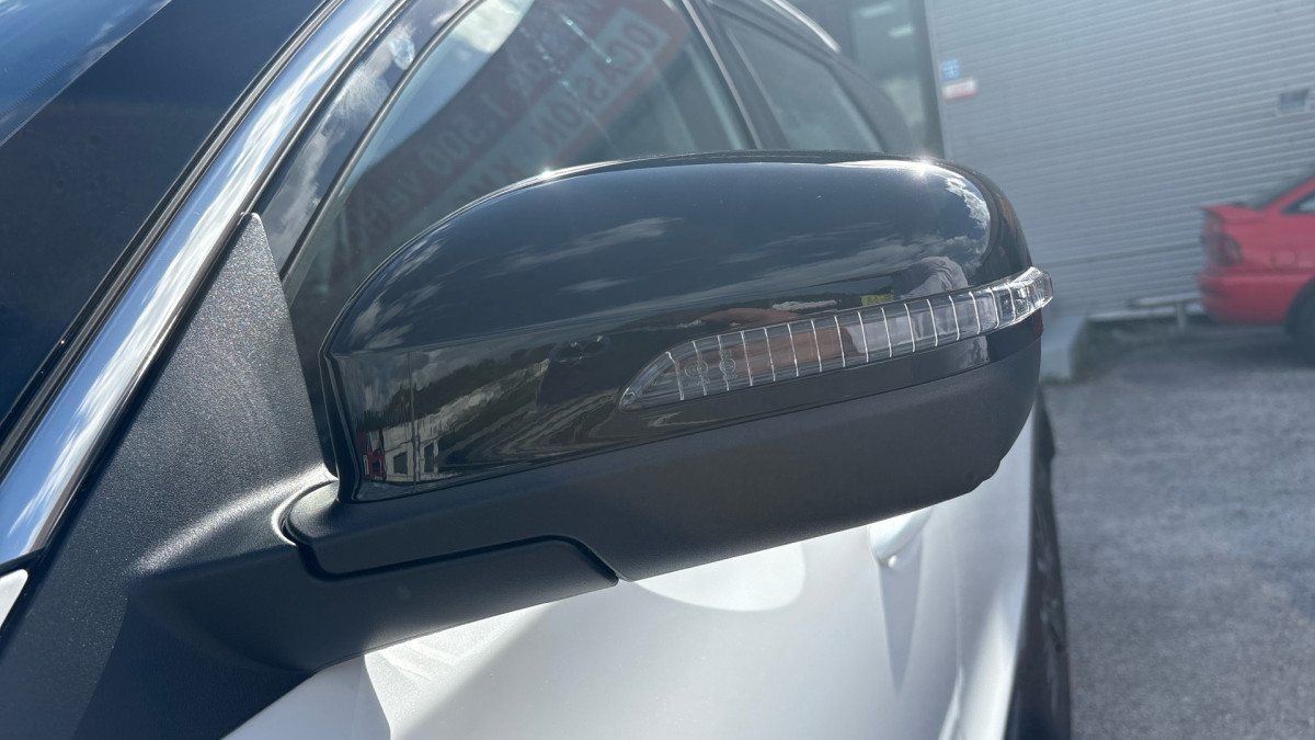 EBRO S700 PHEV