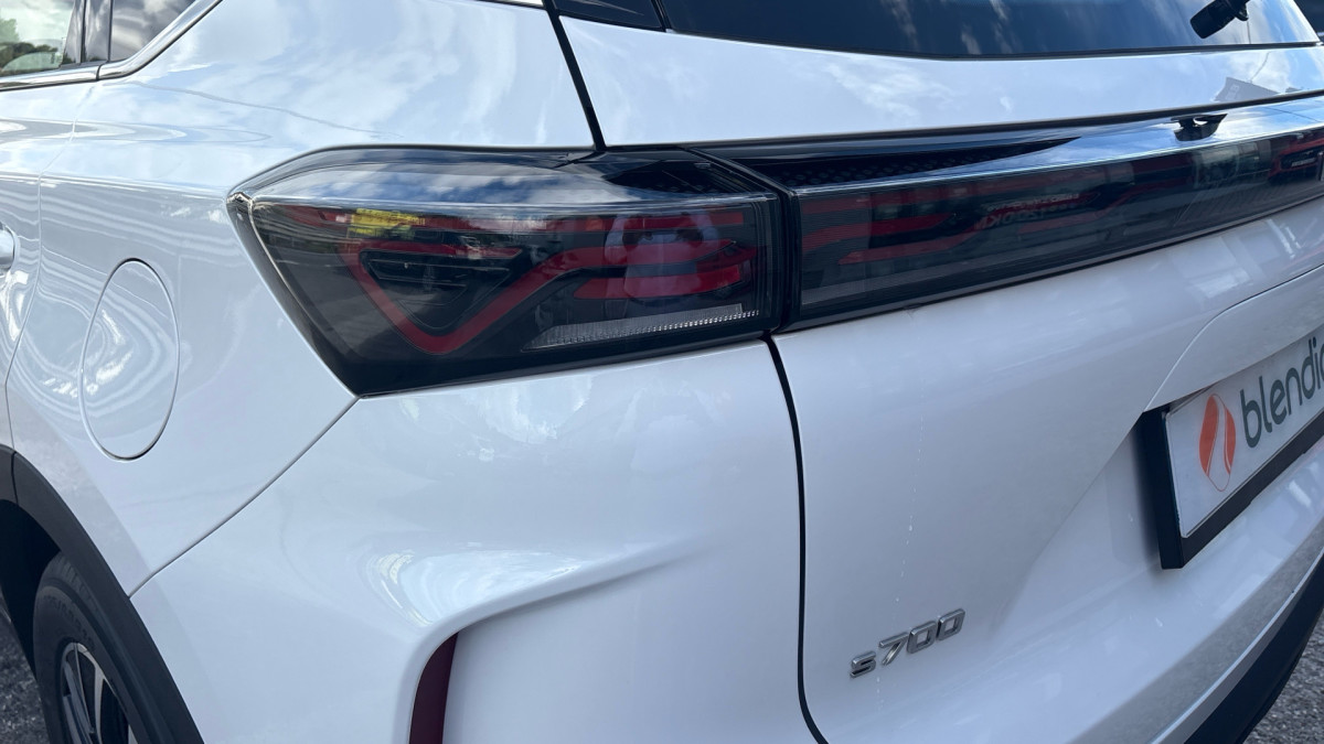 EBRO S700 PHEV