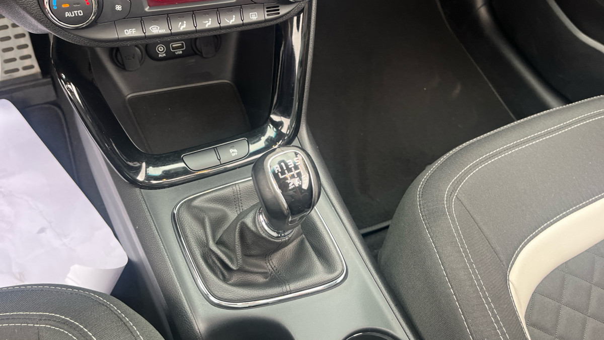 KIA CEEŽD