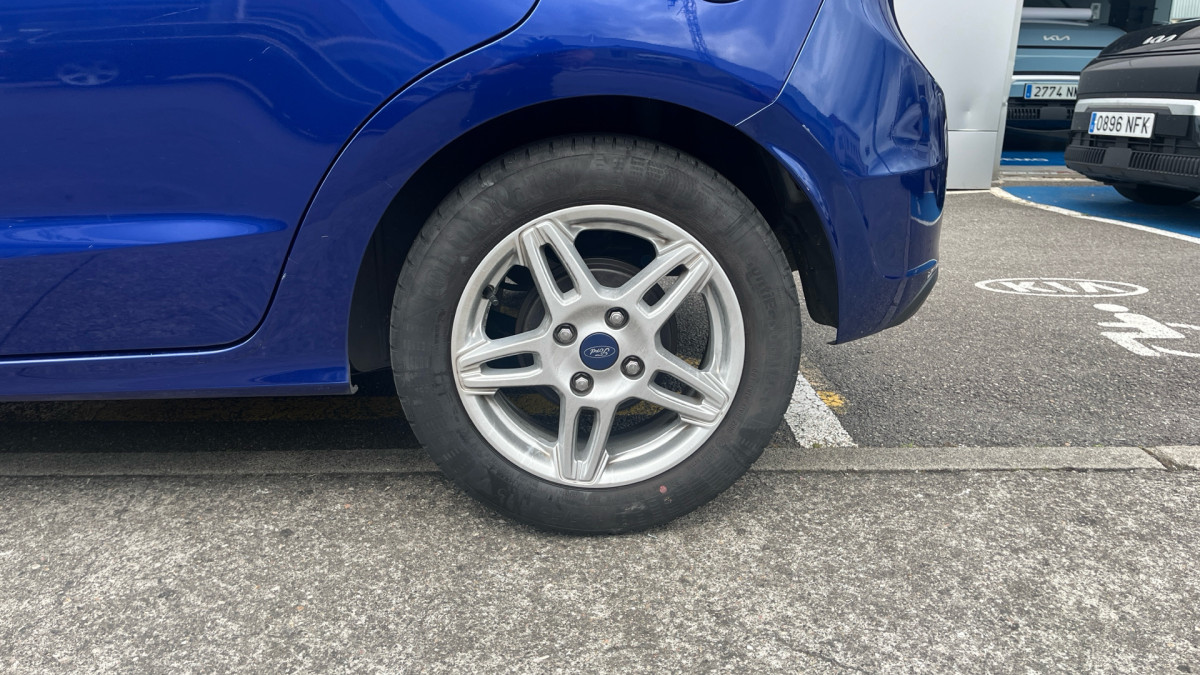 FORD KA+