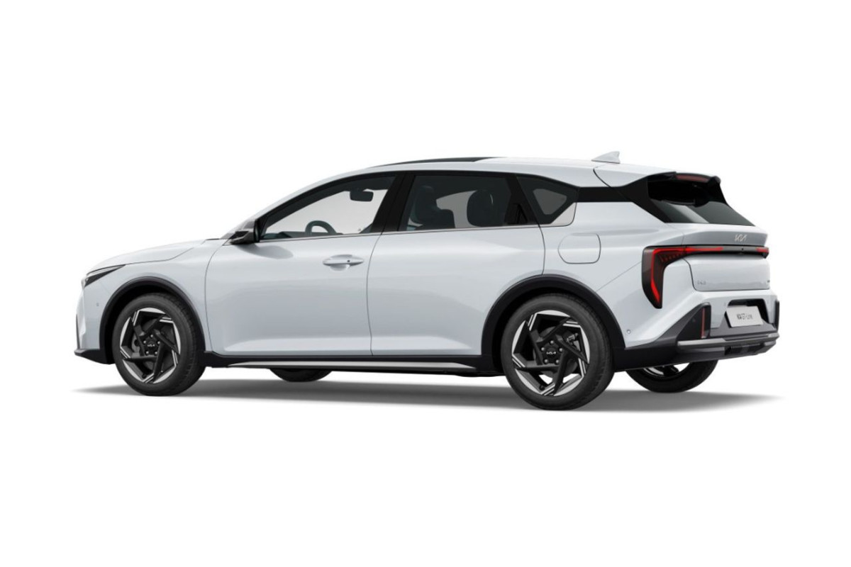 KIA K4
