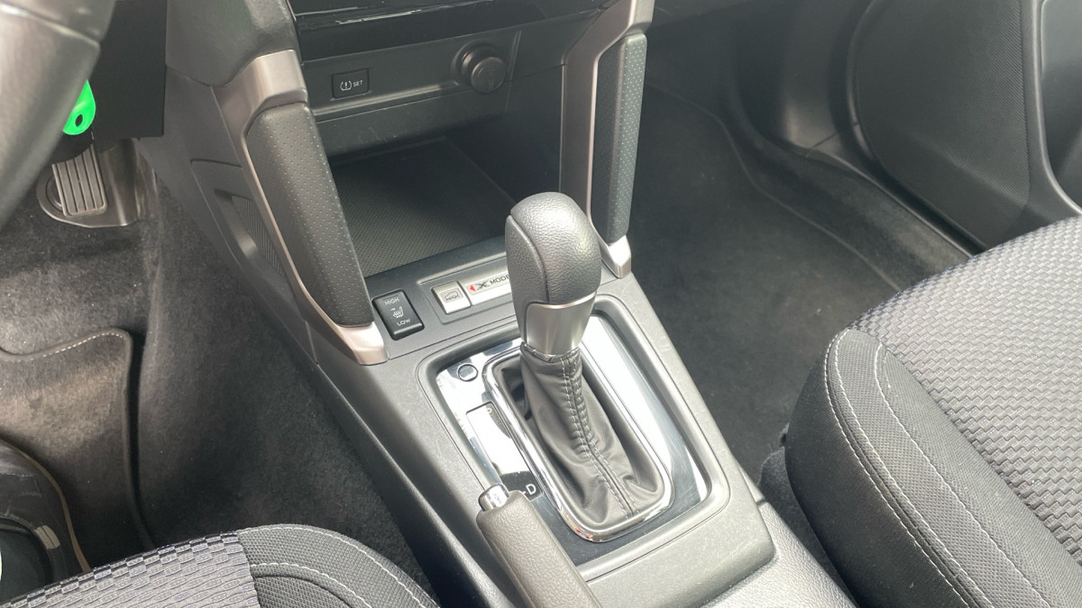 SUBARU FORESTER