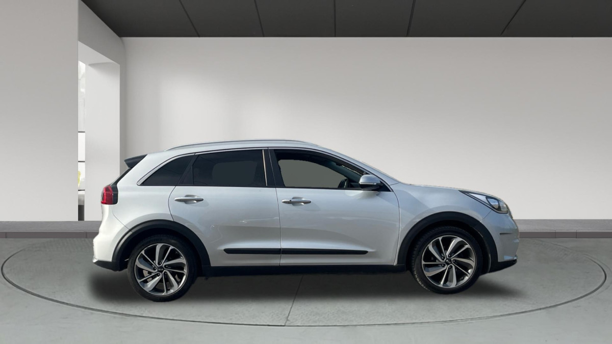 KIA NIRO
