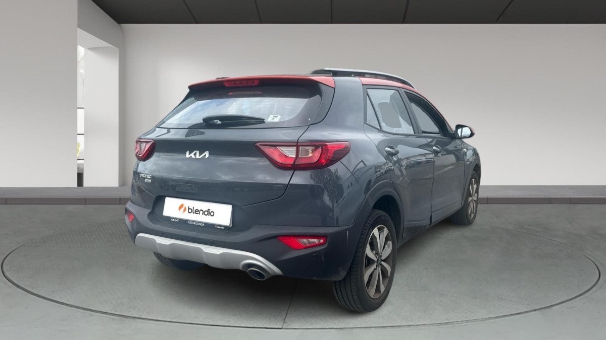 KIA STONIC