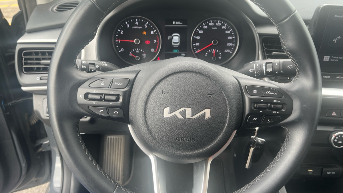 KIA STONIC