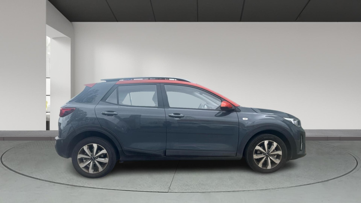 KIA STONIC