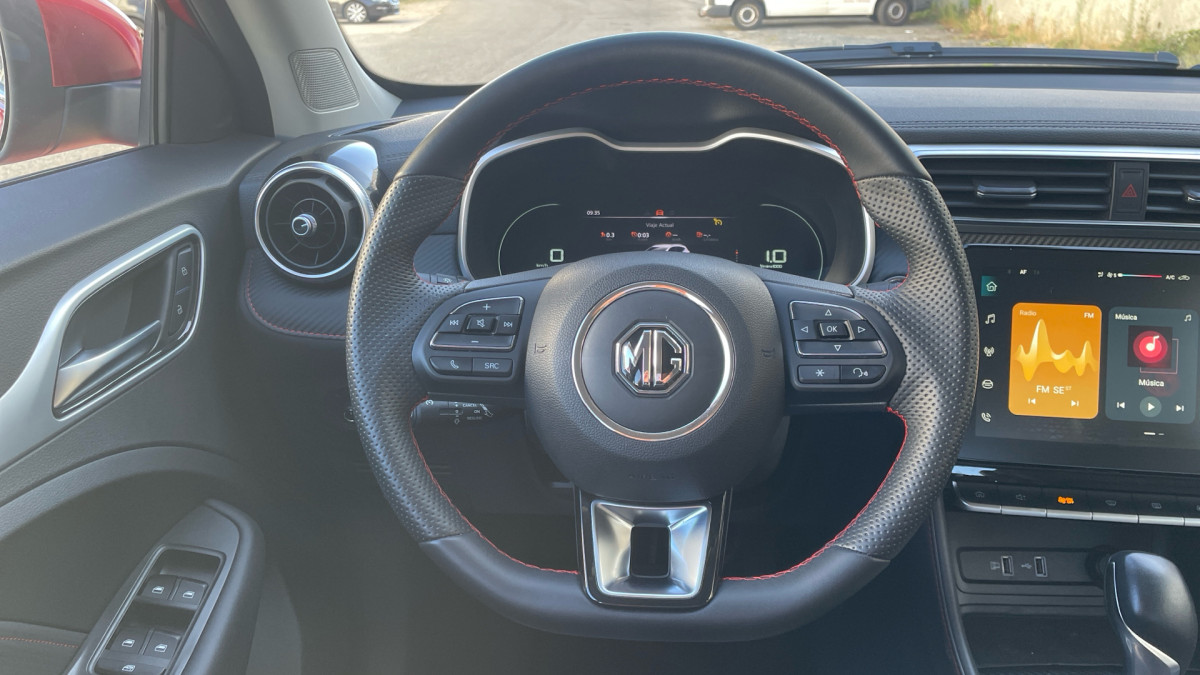 MG ZS