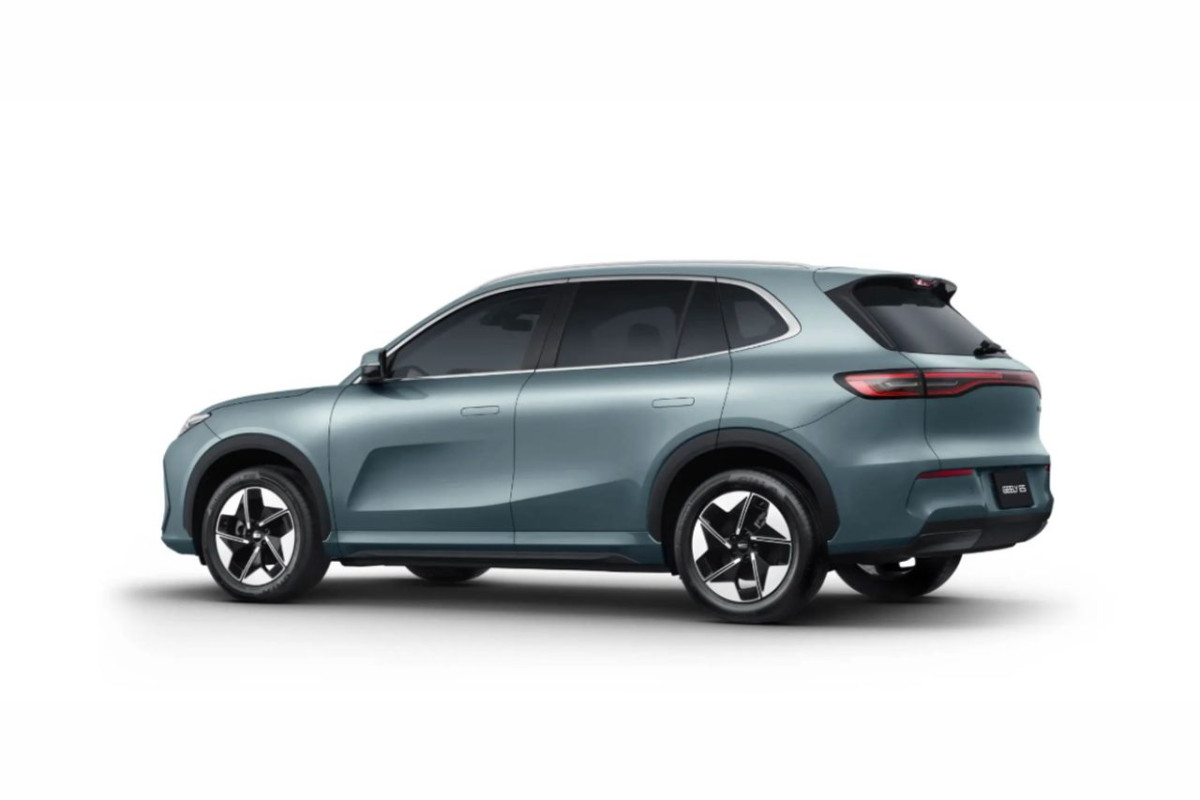 GEELY E5