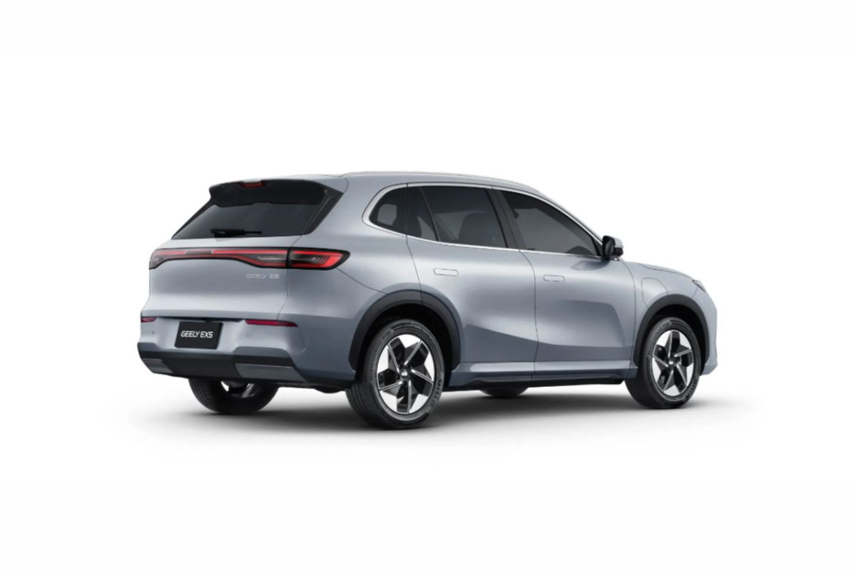 GEELY E5