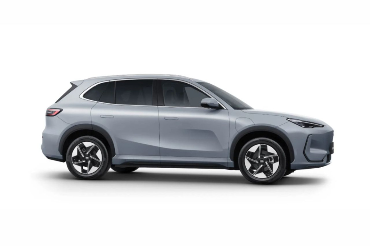 GEELY E5