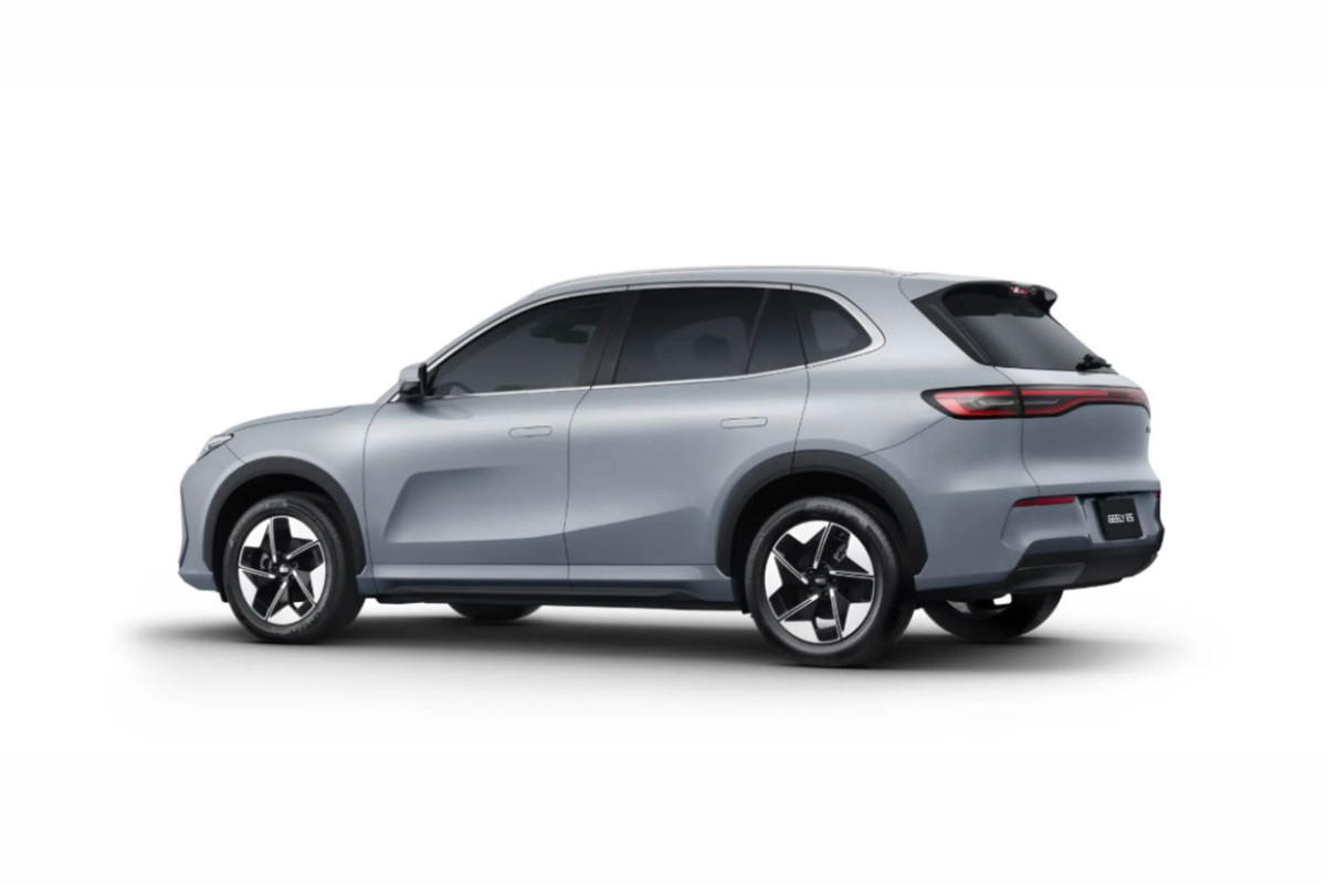 GEELY E5