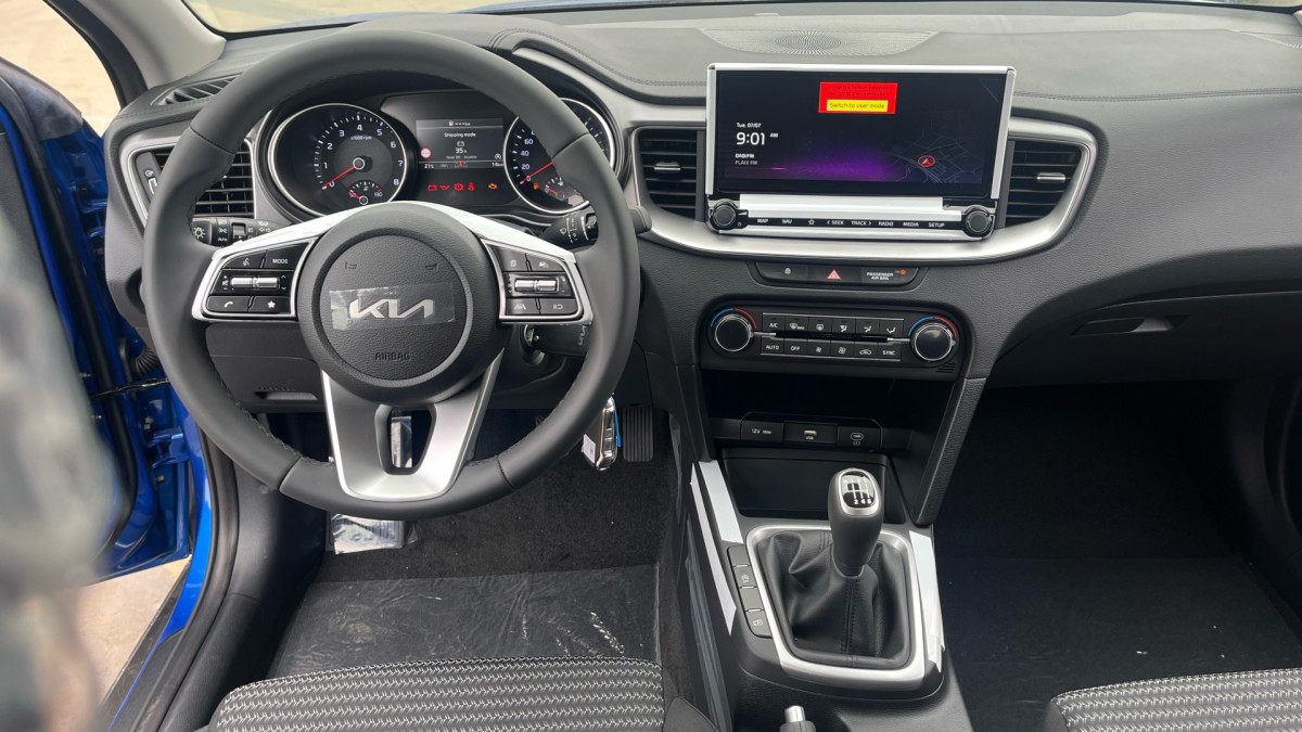 KIA XCEED