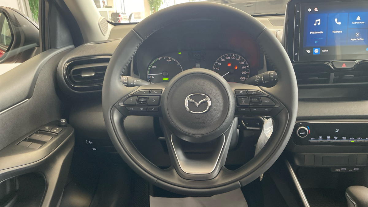 MAZDA 2
