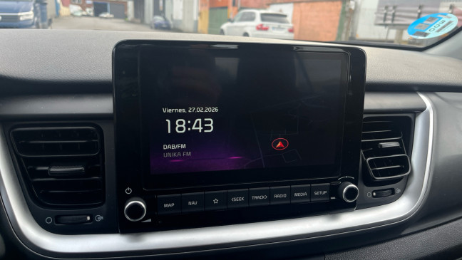 KIA STONIC