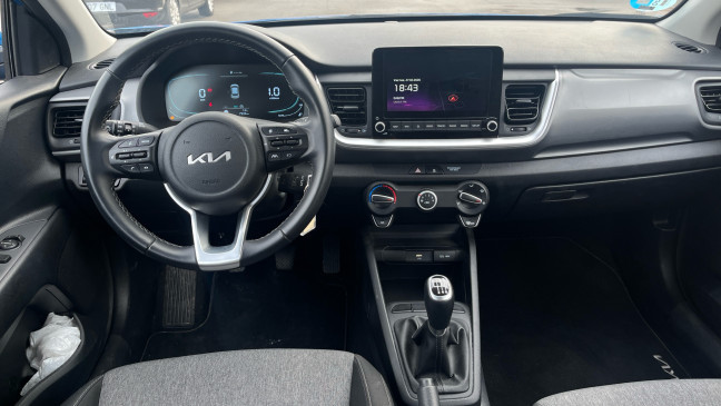 KIA STONIC