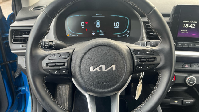 KIA STONIC