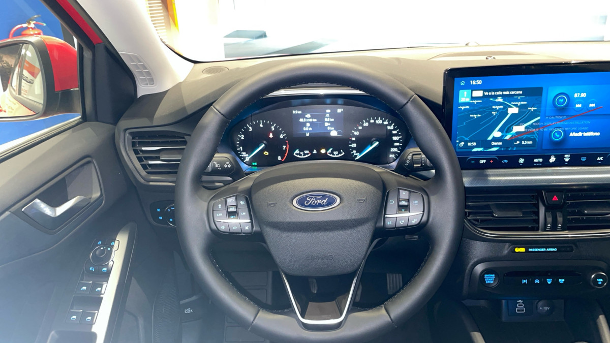 FORD FOCUS