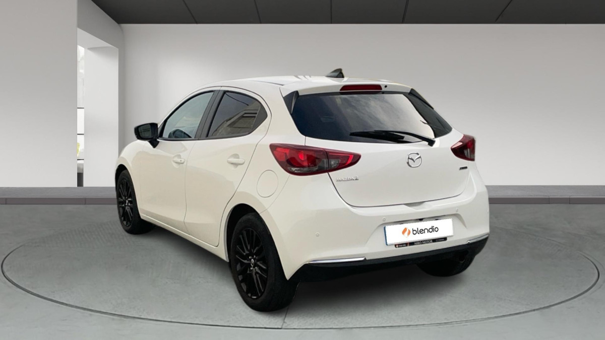 MAZDA 2