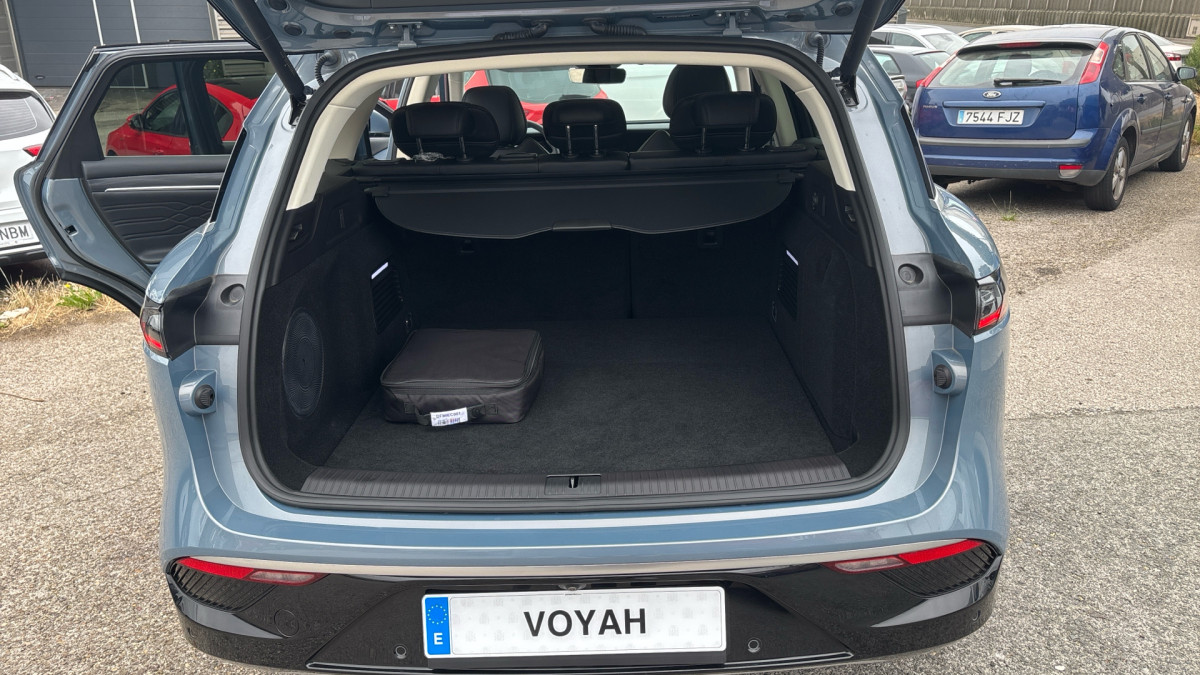 VOYAH FREE