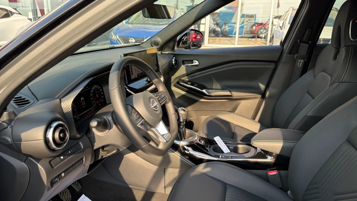 NISSAN JUKE