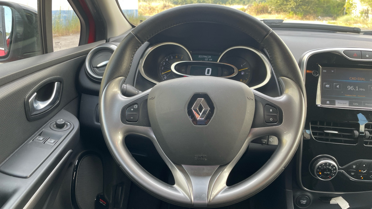 RENAULT CLIO