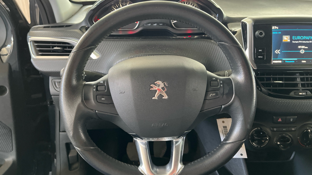 PEUGEOT 124 SPIDER