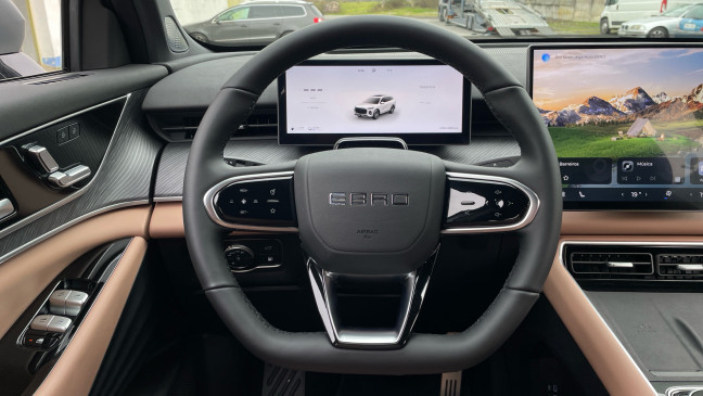 EBRO S900 PHEV