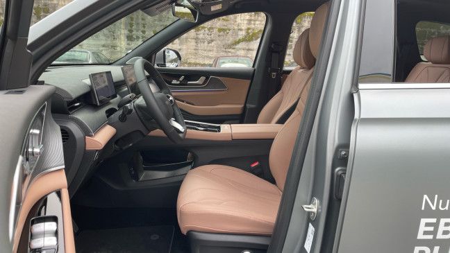 EBRO S900 PHEV