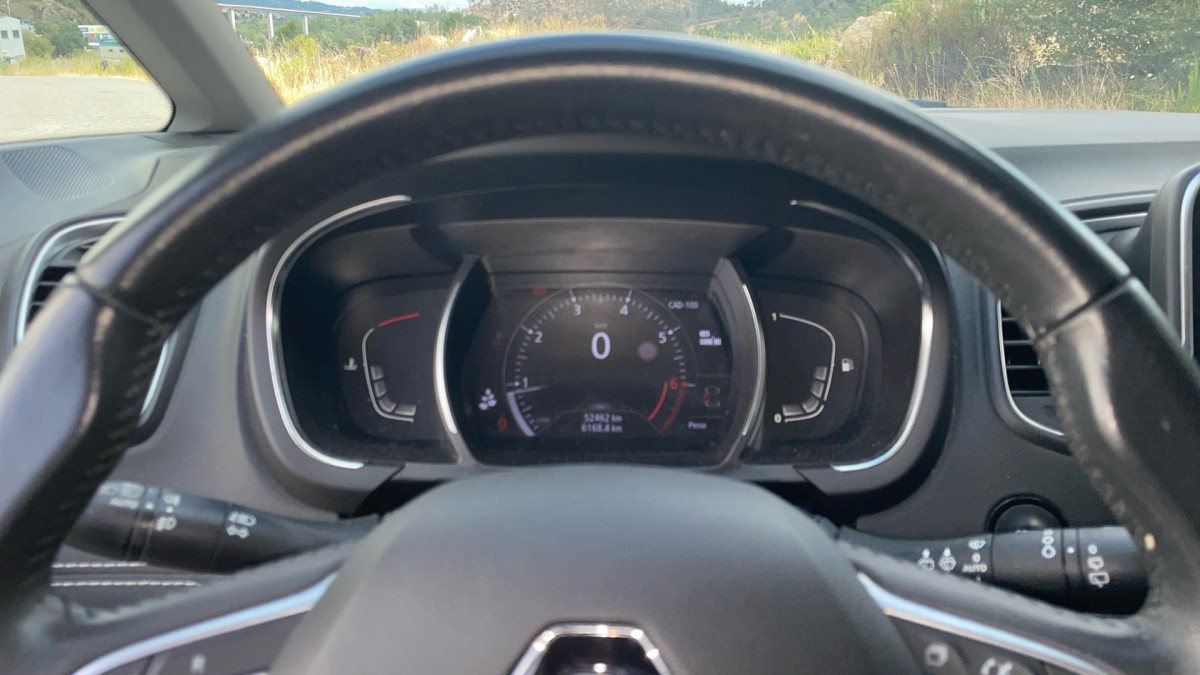 RENAULT SCENIC