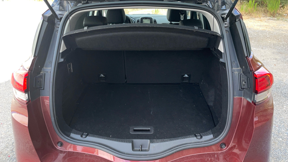 RENAULT SCENIC