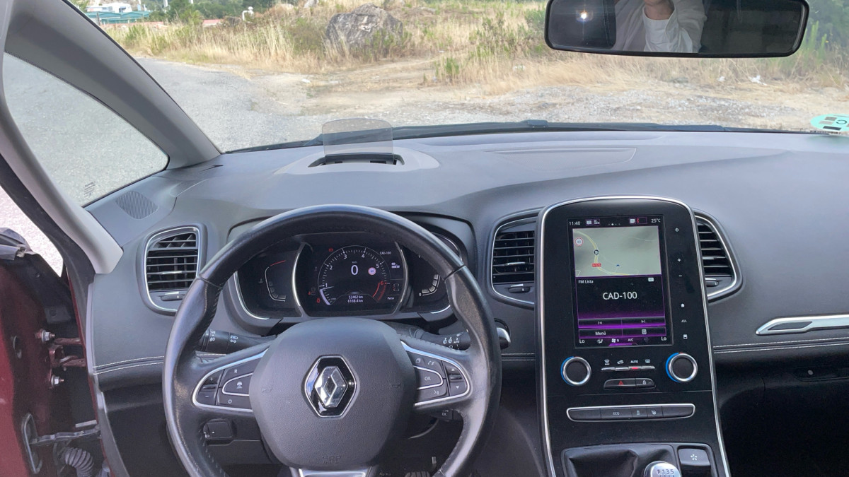 RENAULT SCENIC