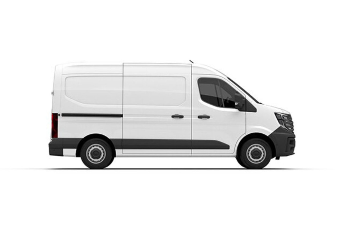 NISSAN Interstar