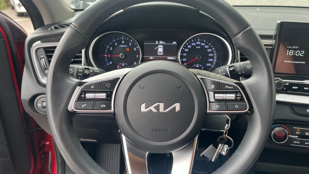 KIA XCEED