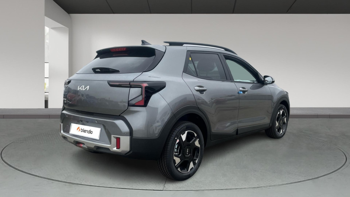 KIA STONIC