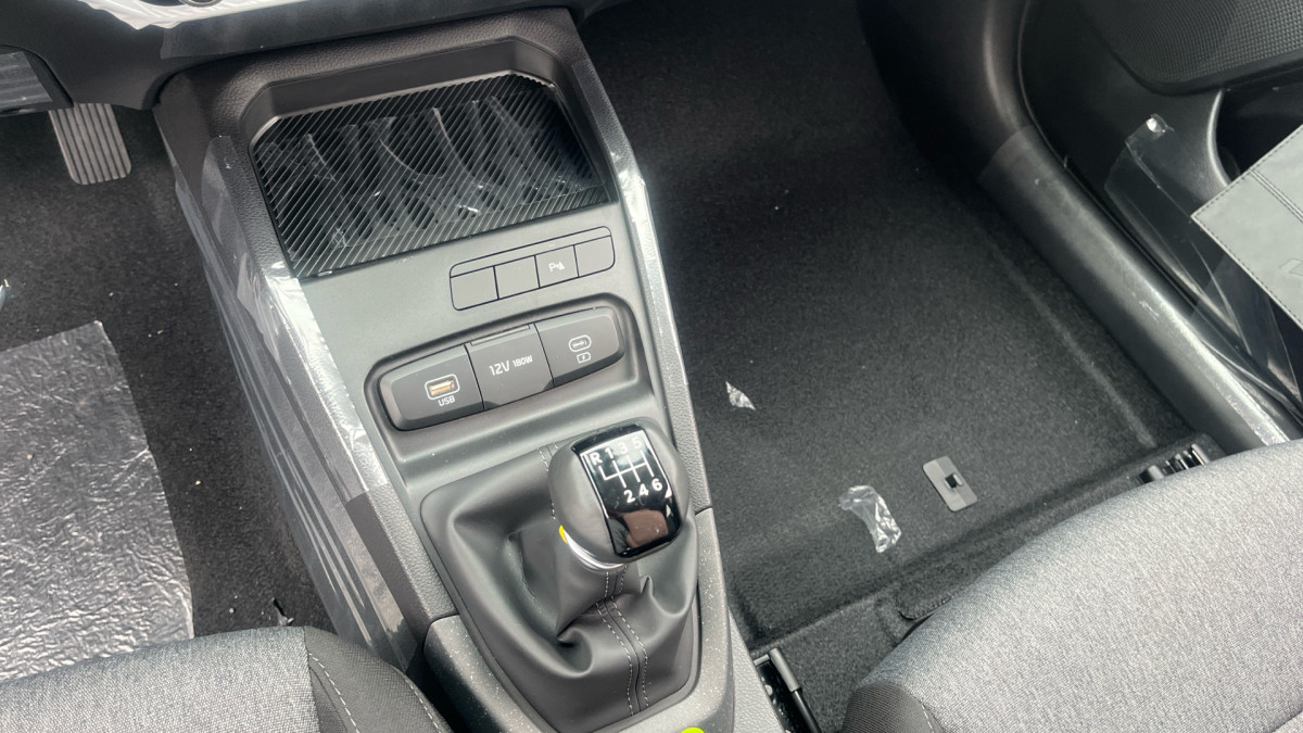 KIA STONIC