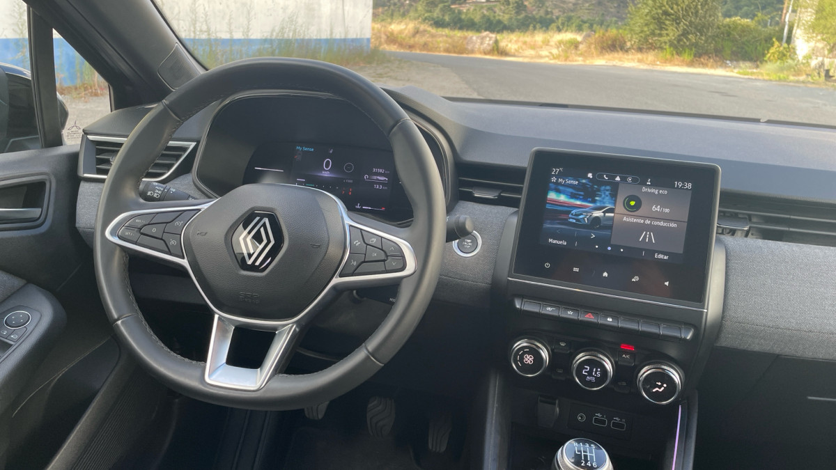 RENAULT CLIO