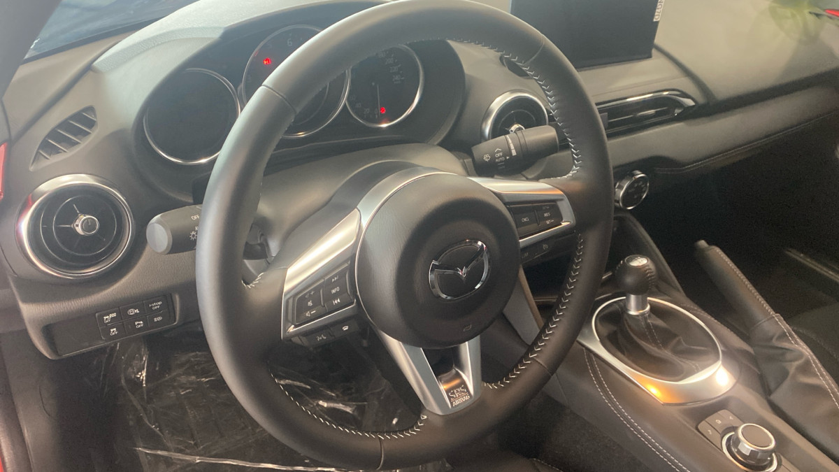 MAZDA MX5