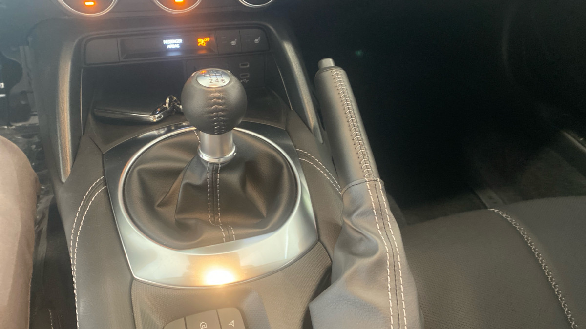 MAZDA MX5